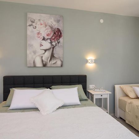Luxury Apartment Hajdi Трогир Экстерьер фото