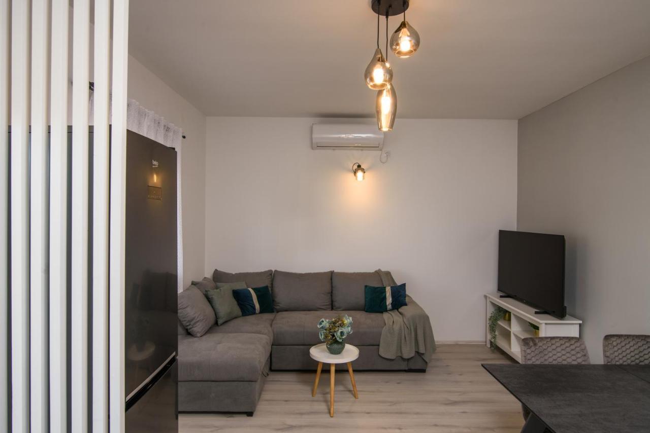 Luxury Apartment Hajdi Трогир Экстерьер фото