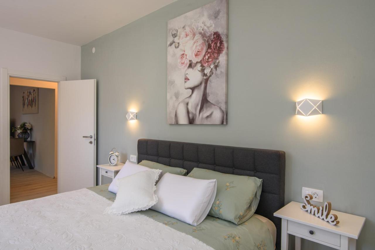 Luxury Apartment Hajdi Трогир Экстерьер фото