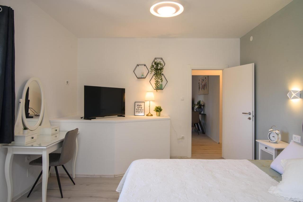 Luxury Apartment Hajdi Трогир Экстерьер фото
