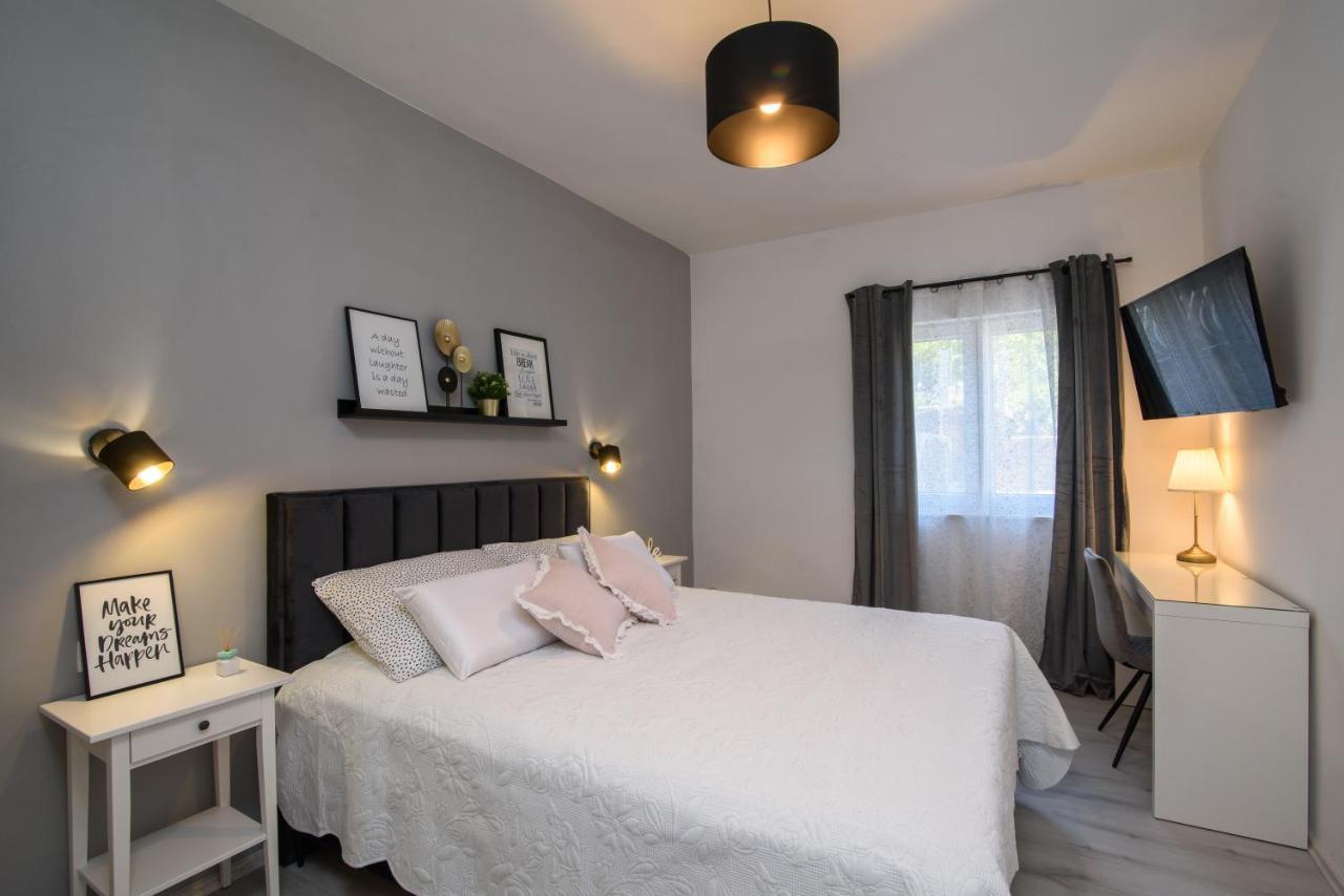 Luxury Apartment Hajdi Трогир Экстерьер фото